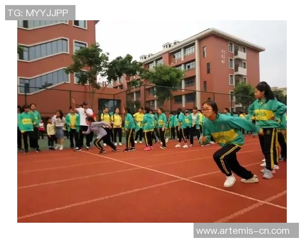 南京极限运动队在极限运动会中的默契配合与精彩表现点评分析