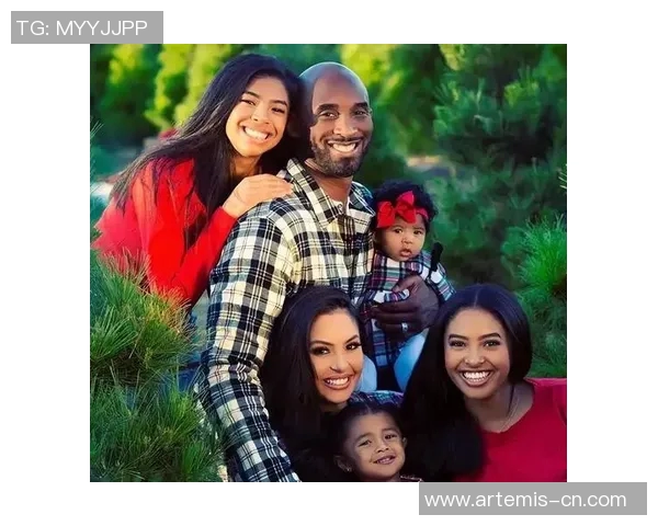 余嘉豪的成长之路：从青涩少年到篮球场上的耀眼明星