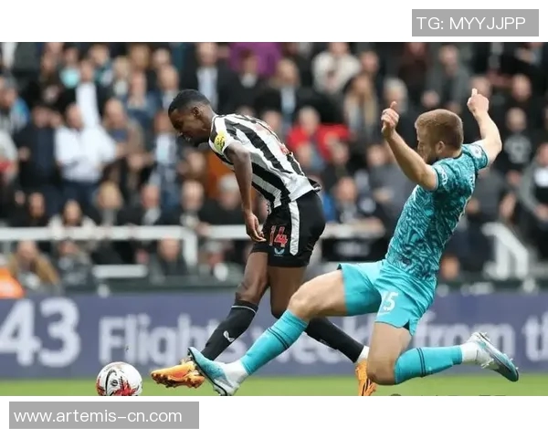 伯恩利主场迎战利物浦双方争夺英超积分宝贵战役